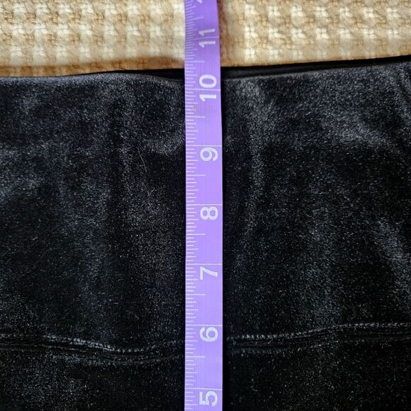 White House Black Market The Legging Black Velvet Pull On Stretchy BodyCon Pants - Picture 11 of 13